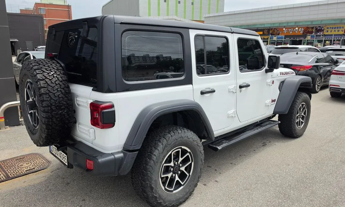 Jeep Wrangler — фото 4