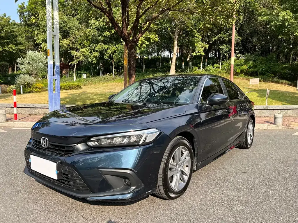Honda Civic — фото 1