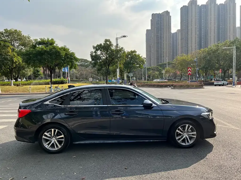 Honda Civic — фото 4