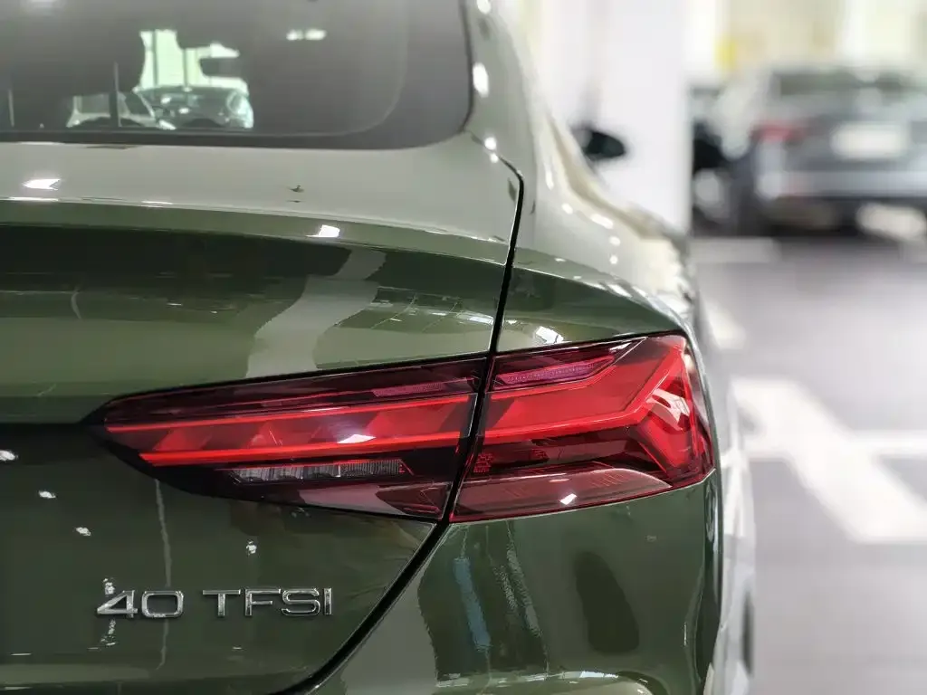 Audi A5 (Import) — фото 9