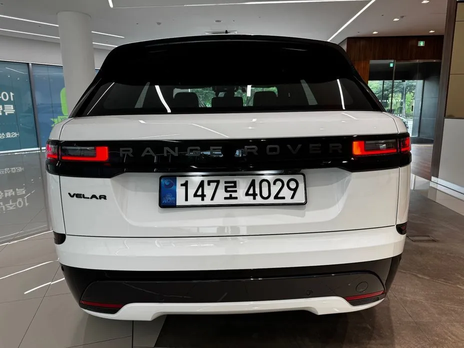 Land Rover Range Rover Velar 2026 из KR, фото 2