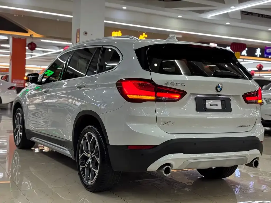 BMW X1 — фото 3