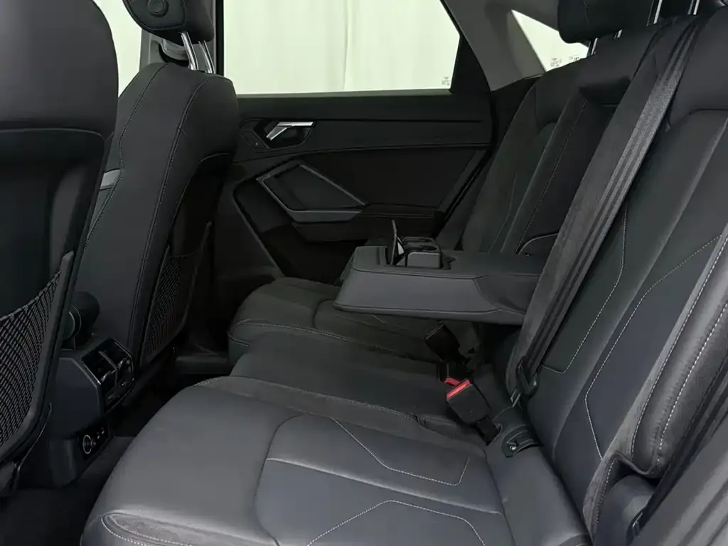 Audi Q3 Sportback — фото 3