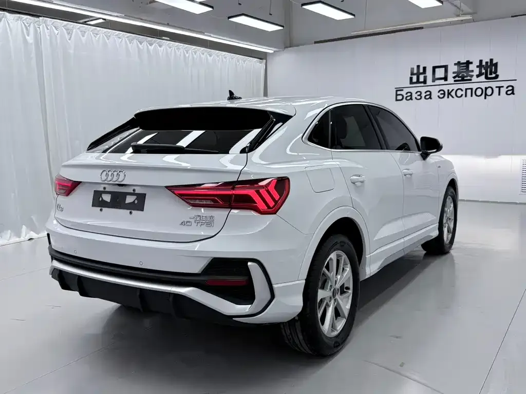 Audi Q3 Sportback — фото 8