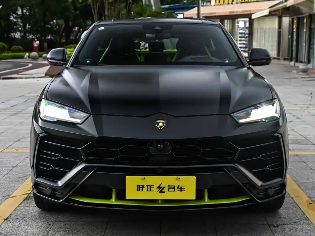 Lamborghini Urus — фото 3