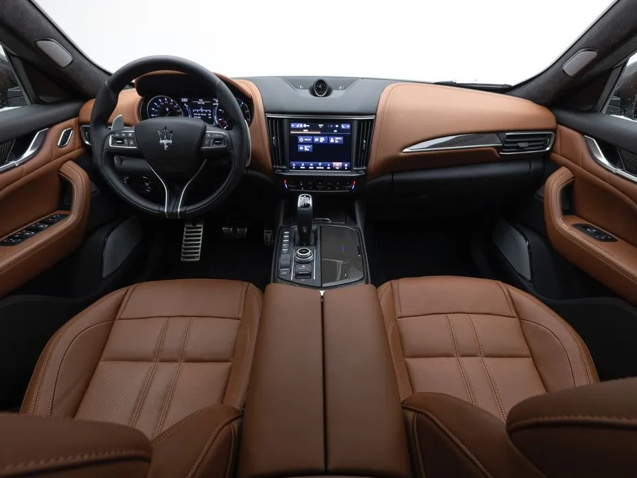 Maserati Levante — фото 4