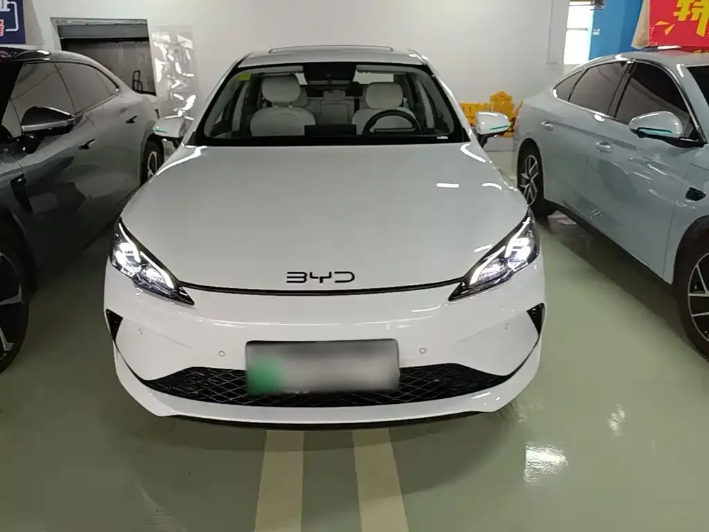 BYD Seal 05 DM-i — фото 4