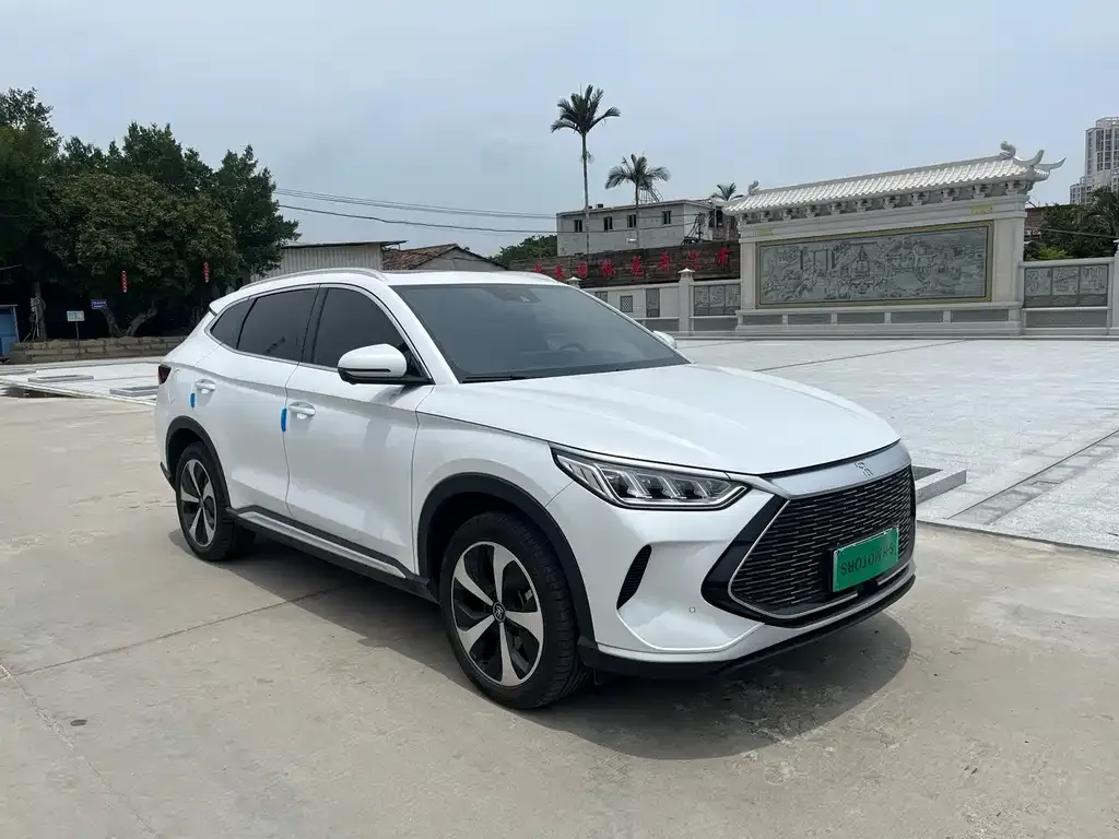 BYD PLUS New Energy — фото 10