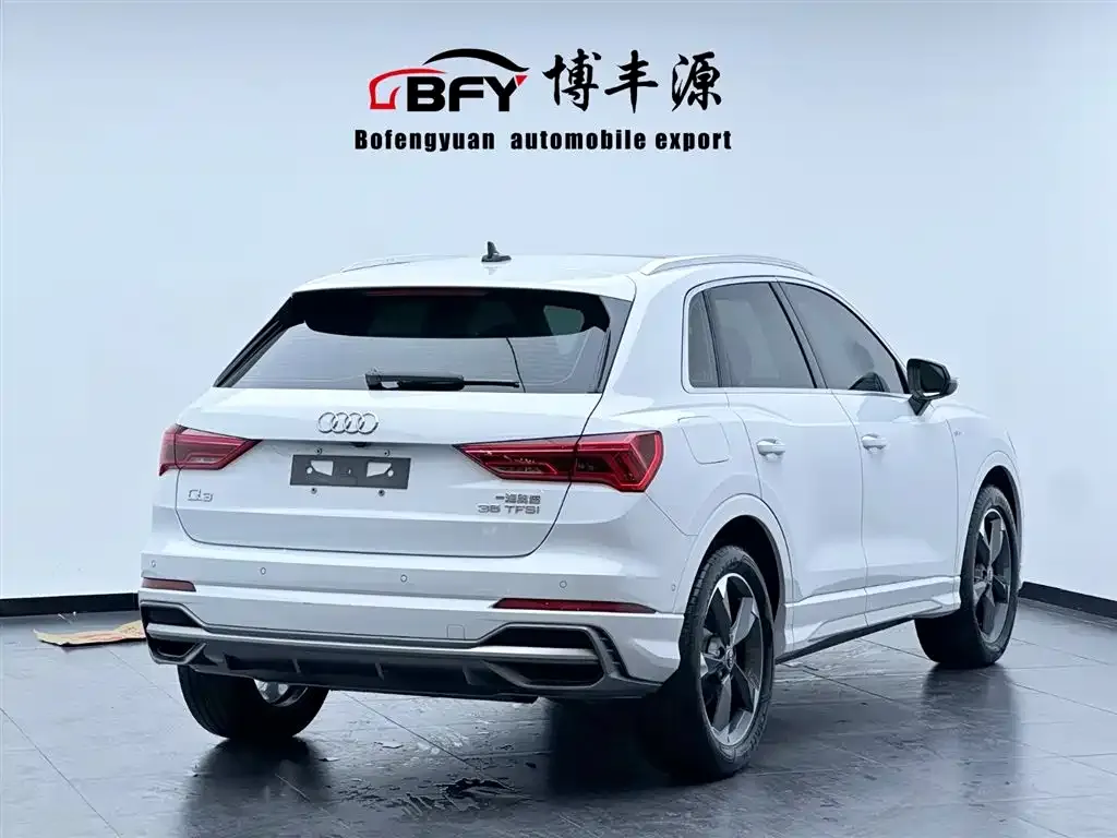 Audi Q3 — фото 5