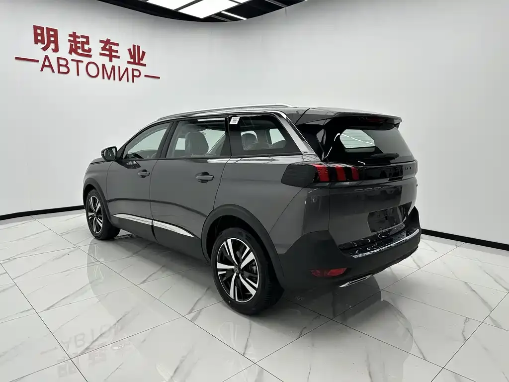 Peugeot 5008 — фото 4