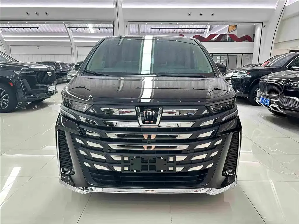 Toyota Vellfire — фото 9