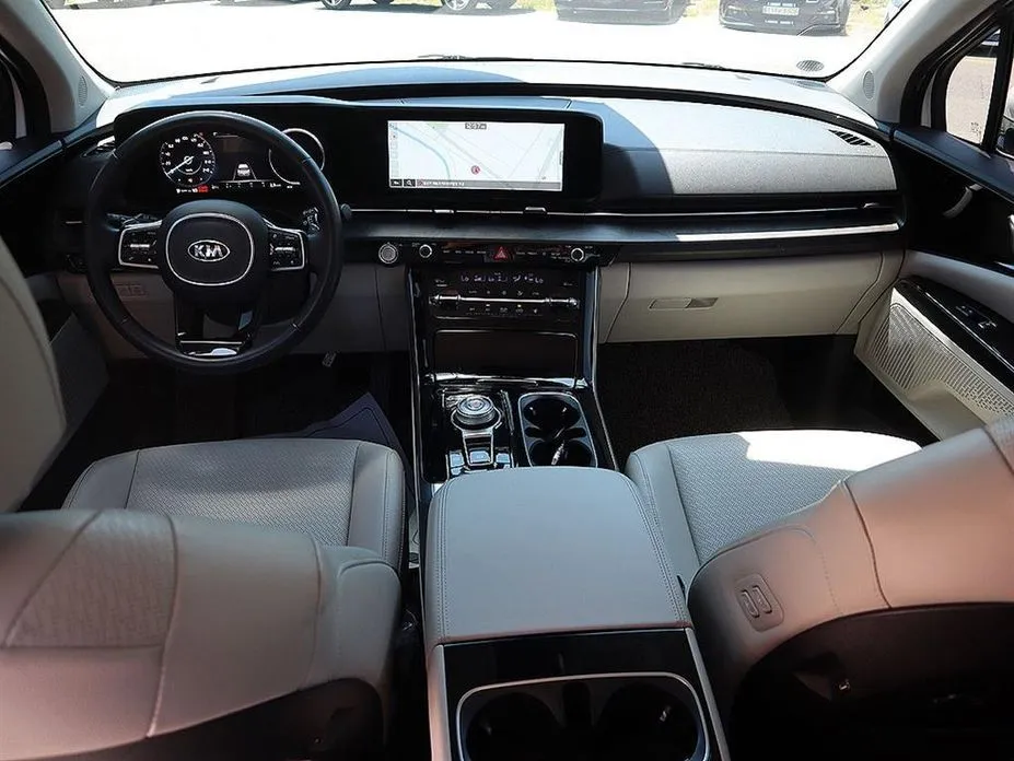Kia Carnival — фото 2