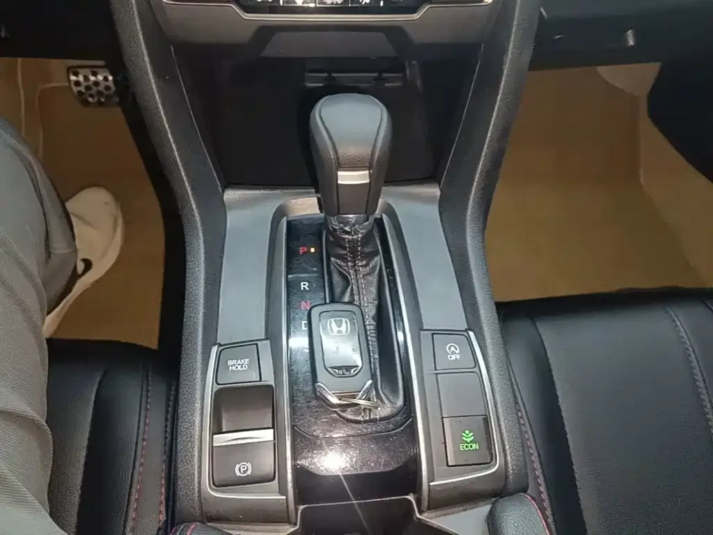 Honda Civic — фото 10