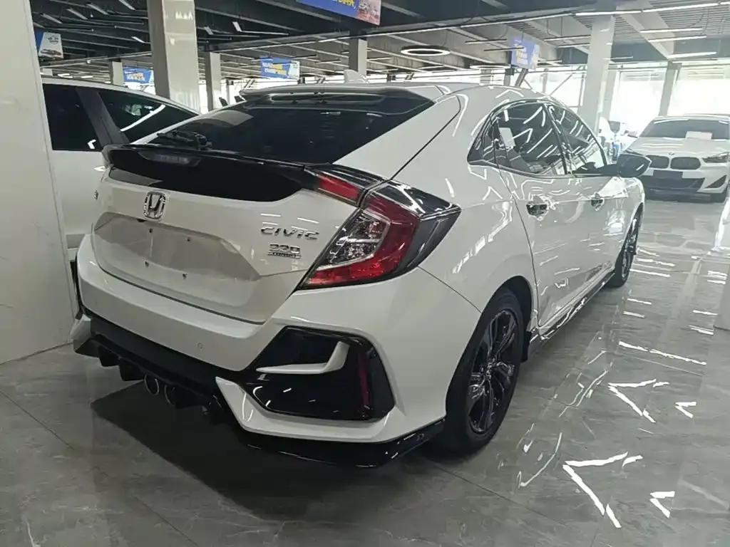 Honda Civic — фото 9