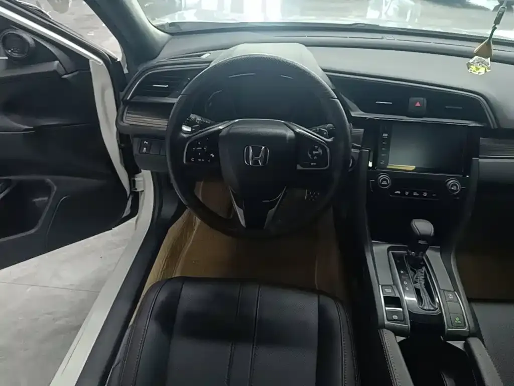 Honda Civic — фото 4