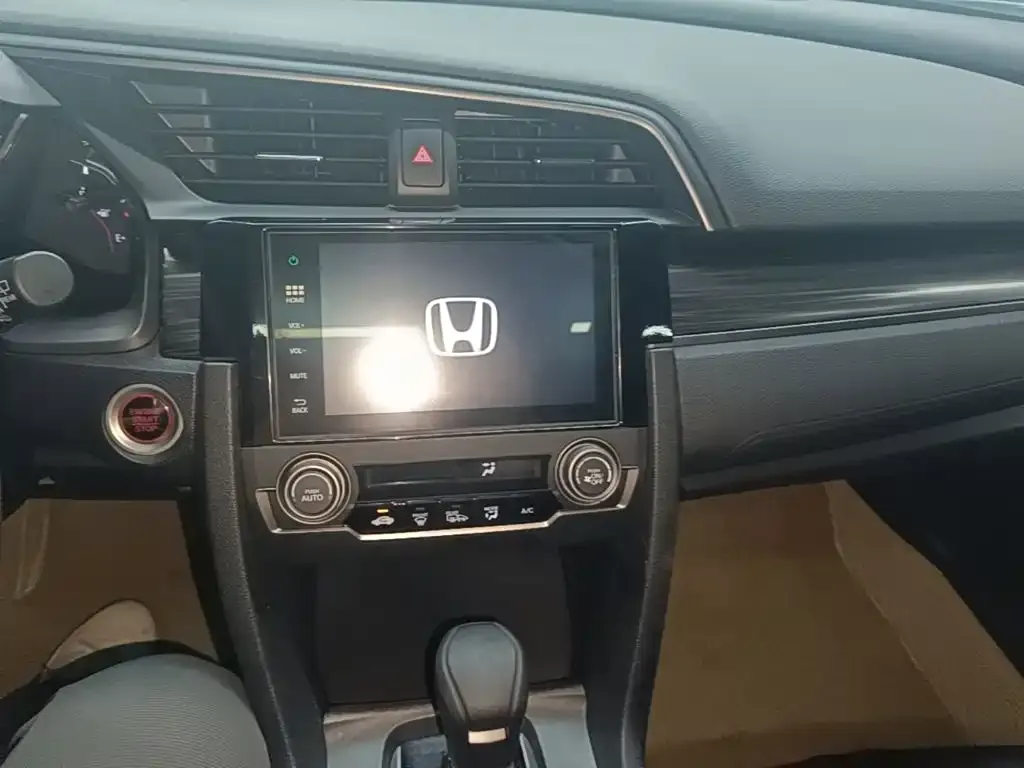 Honda Civic — фото 7