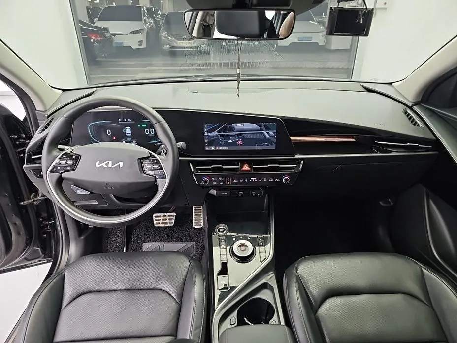 Kia Niro — фото 7