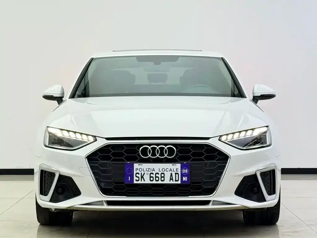 Audi A4L — фото 2