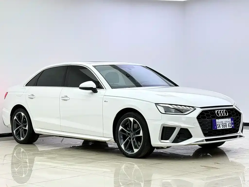 Audi A4L — фото 5