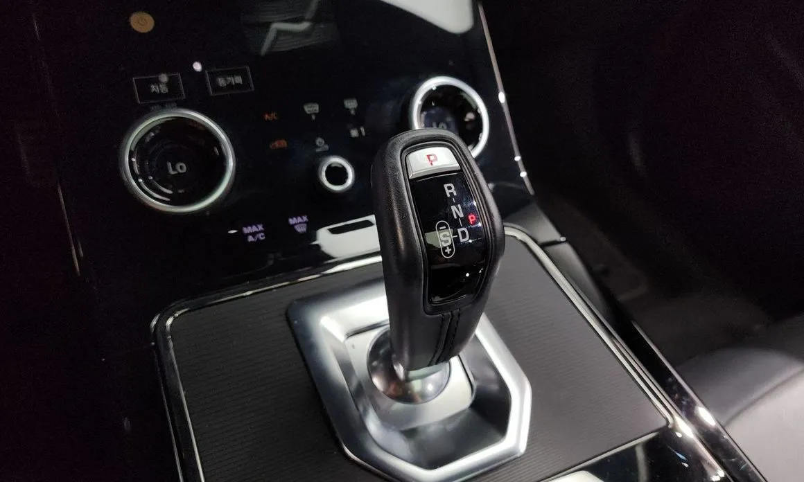 Land Rover Range Rover Evoque 2022 из KR, фото 4