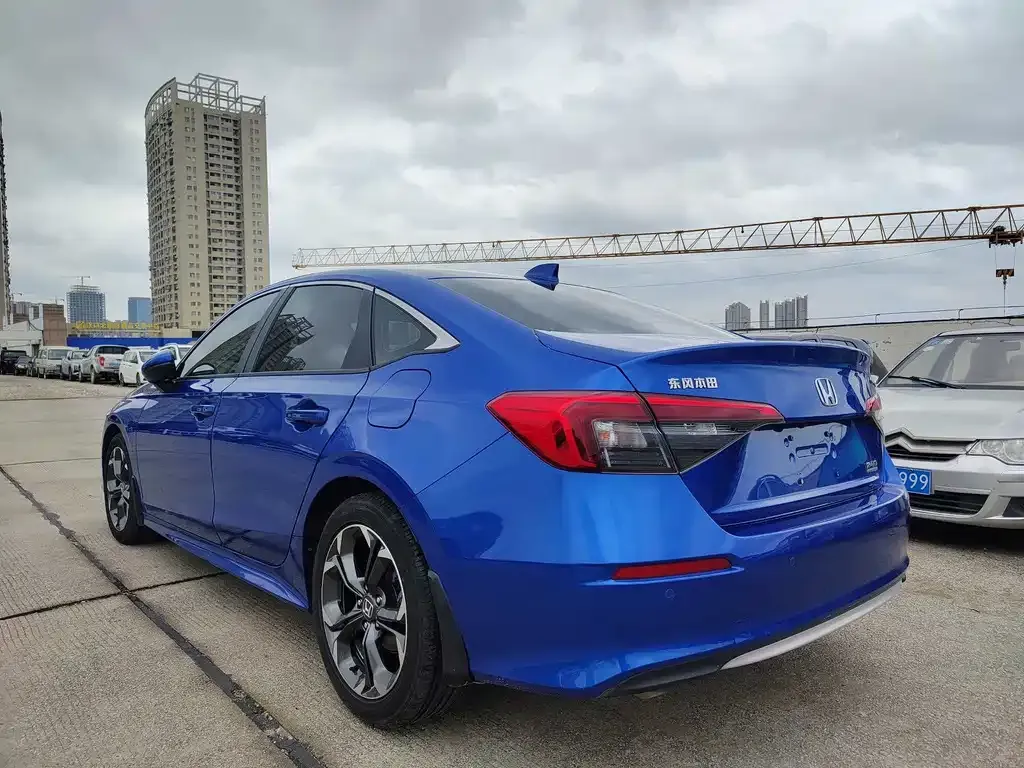 Honda Civic — фото 3