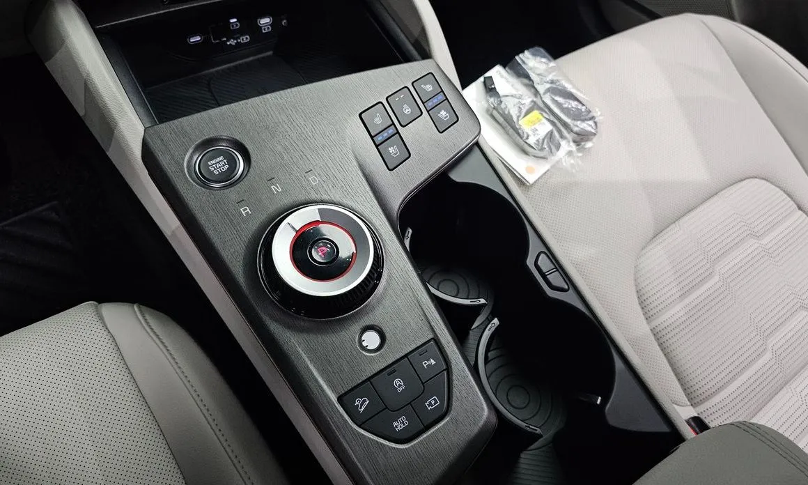 Kia Sportage — фото 9