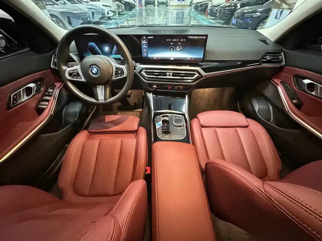 BMW i3 2024 из CN, фото 10