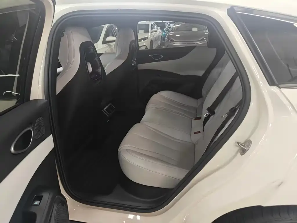 BYD Seal 06 2025 из CN, фото 8