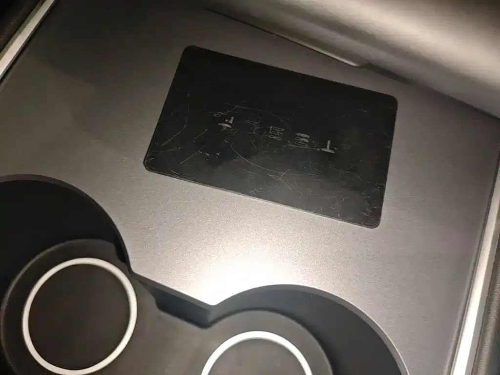 Tesla Model 3 — фото 2