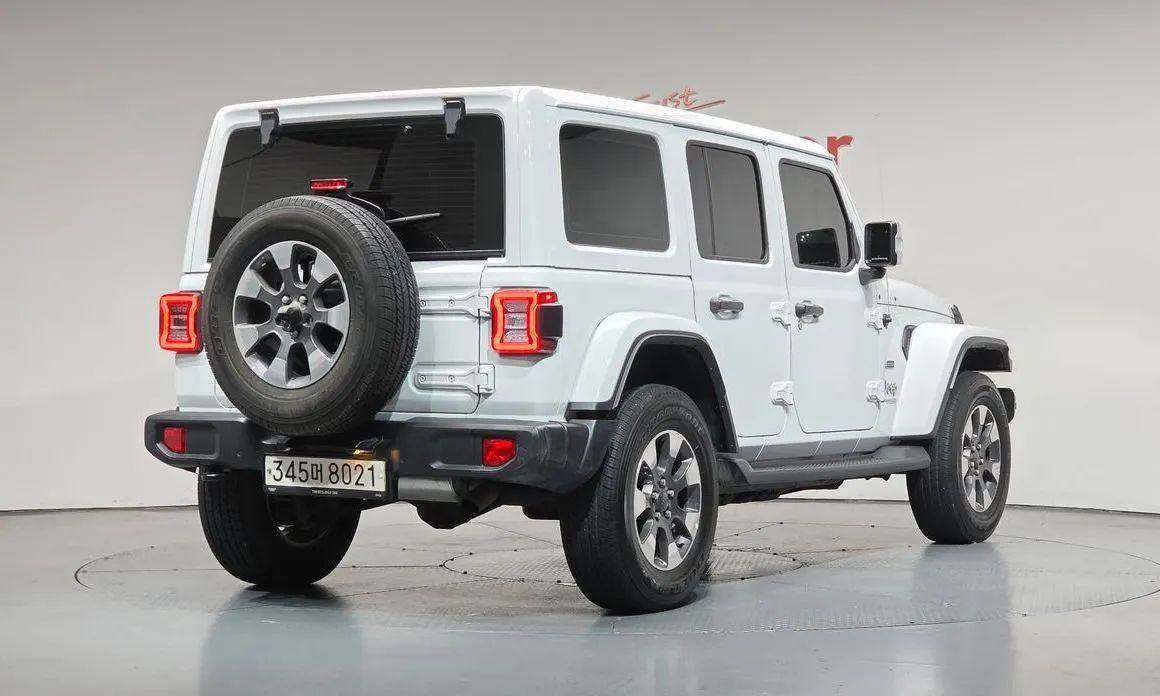 Jeep Wrangler 2021 из KR, фото 9