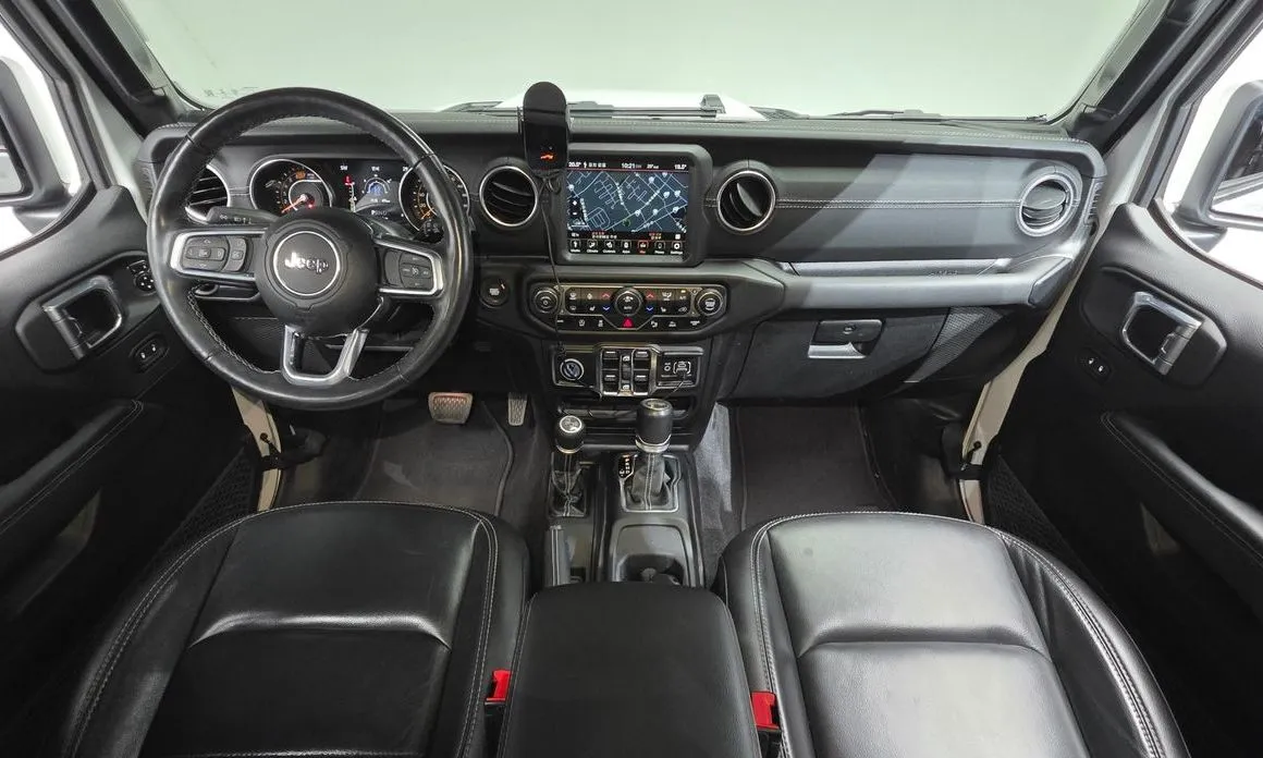Jeep Wrangler 2021 из KR, фото 8
