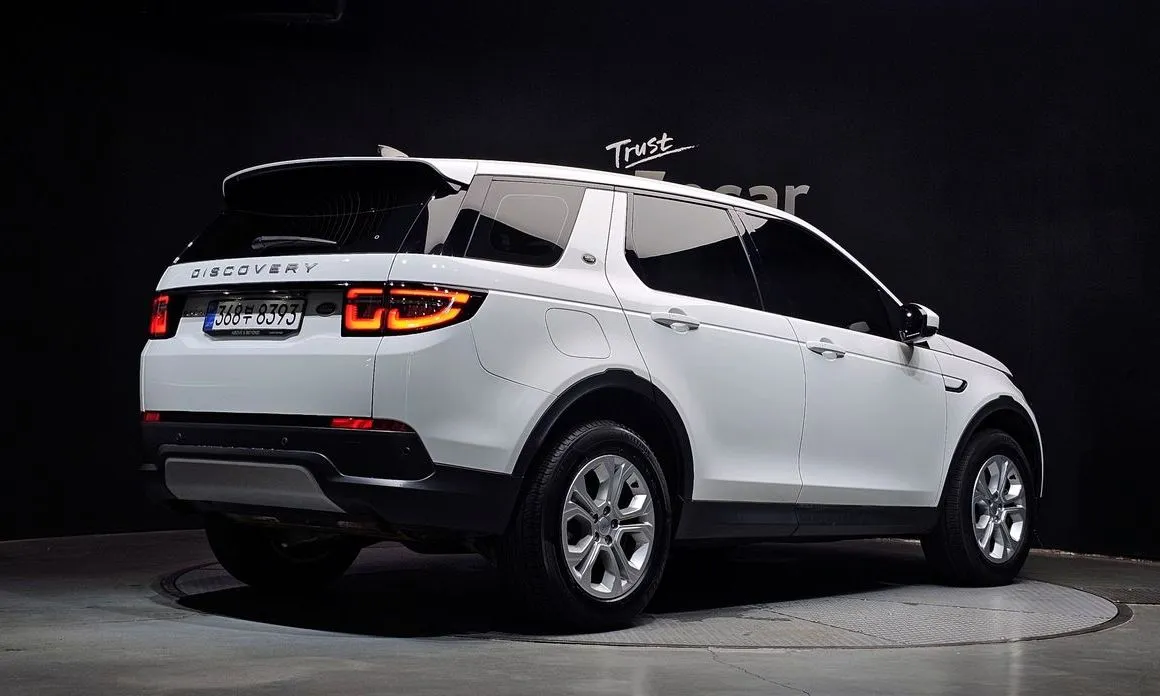 Land Rover Discovery Sport — фото 10