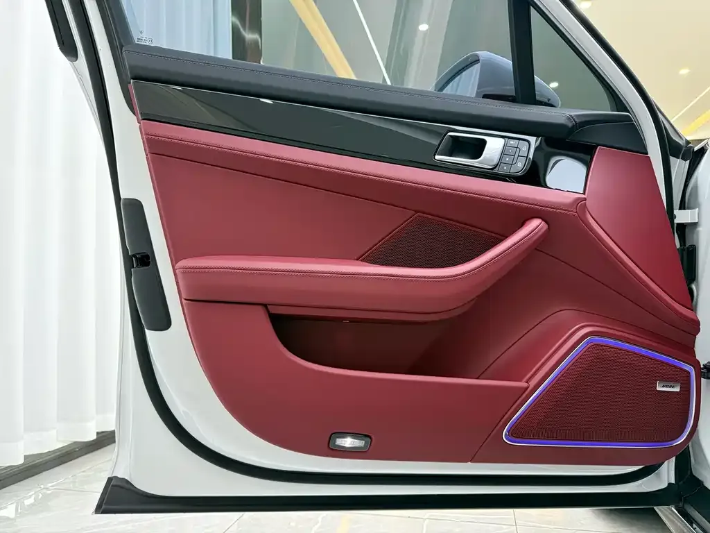 Porsche Panamera — фото 10