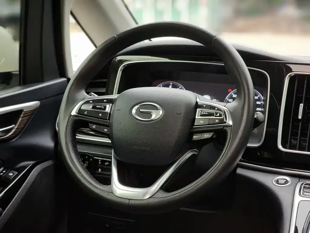 GAC Motor Trumpchi M8 — фото 5