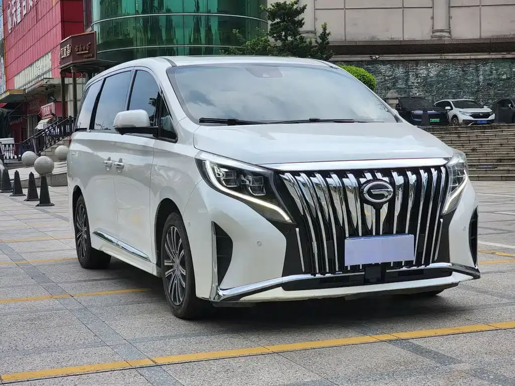 GAC Motor Trumpchi M8 — фото 9