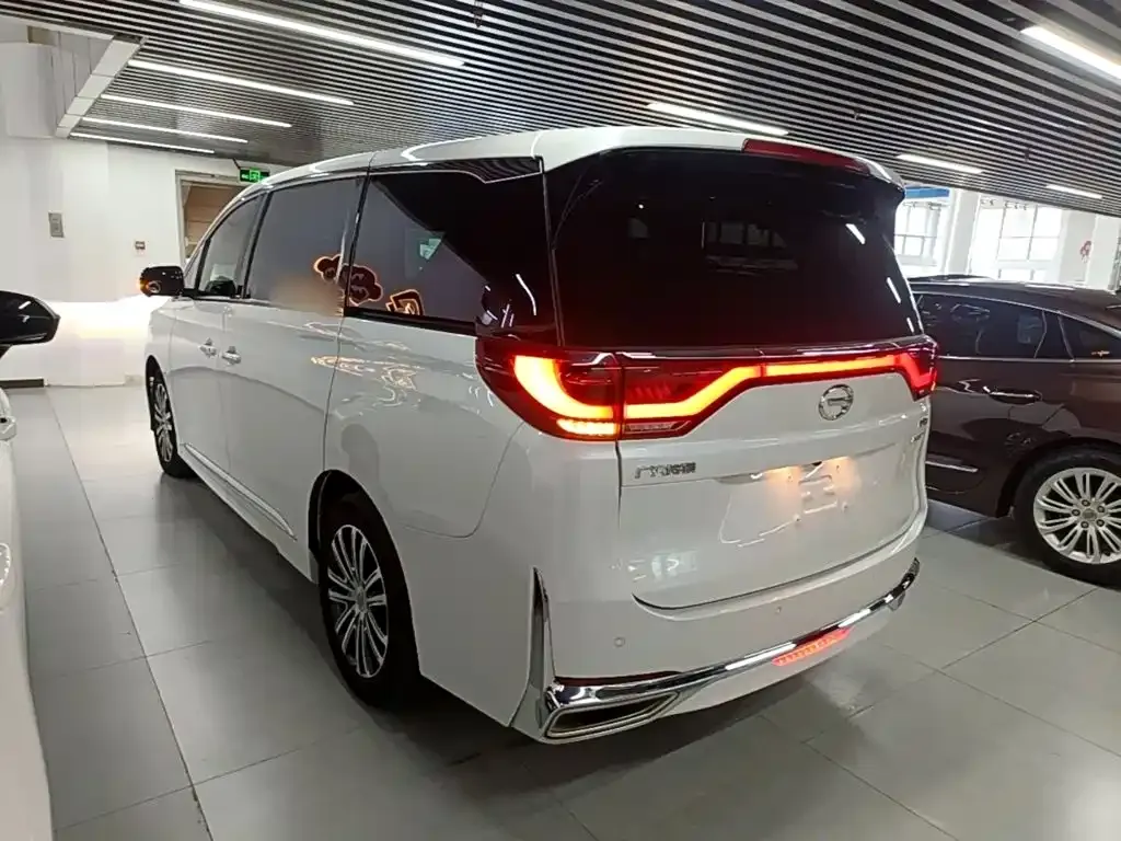 GAC Motor Trumpchi M8 — фото 7
