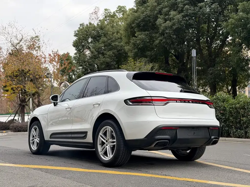Porsche Macan — фото 8