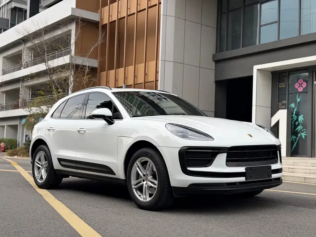 Porsche Macan — фото 10