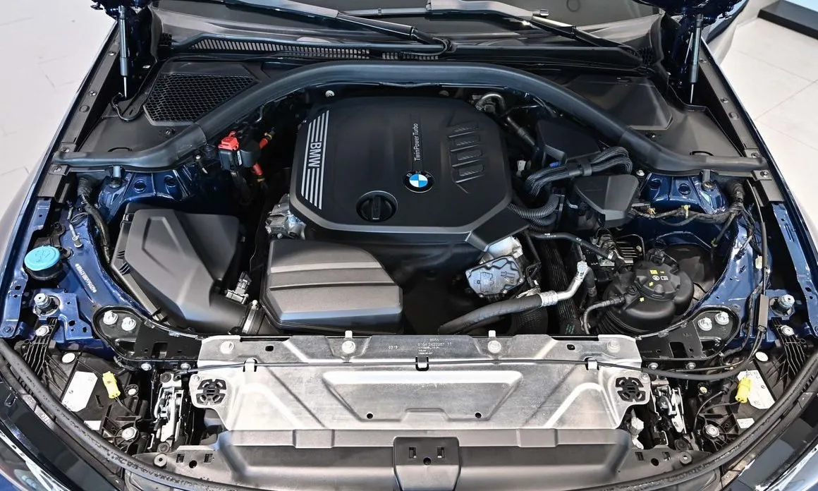 BMW 3-Series 2023 из KR, фото 10