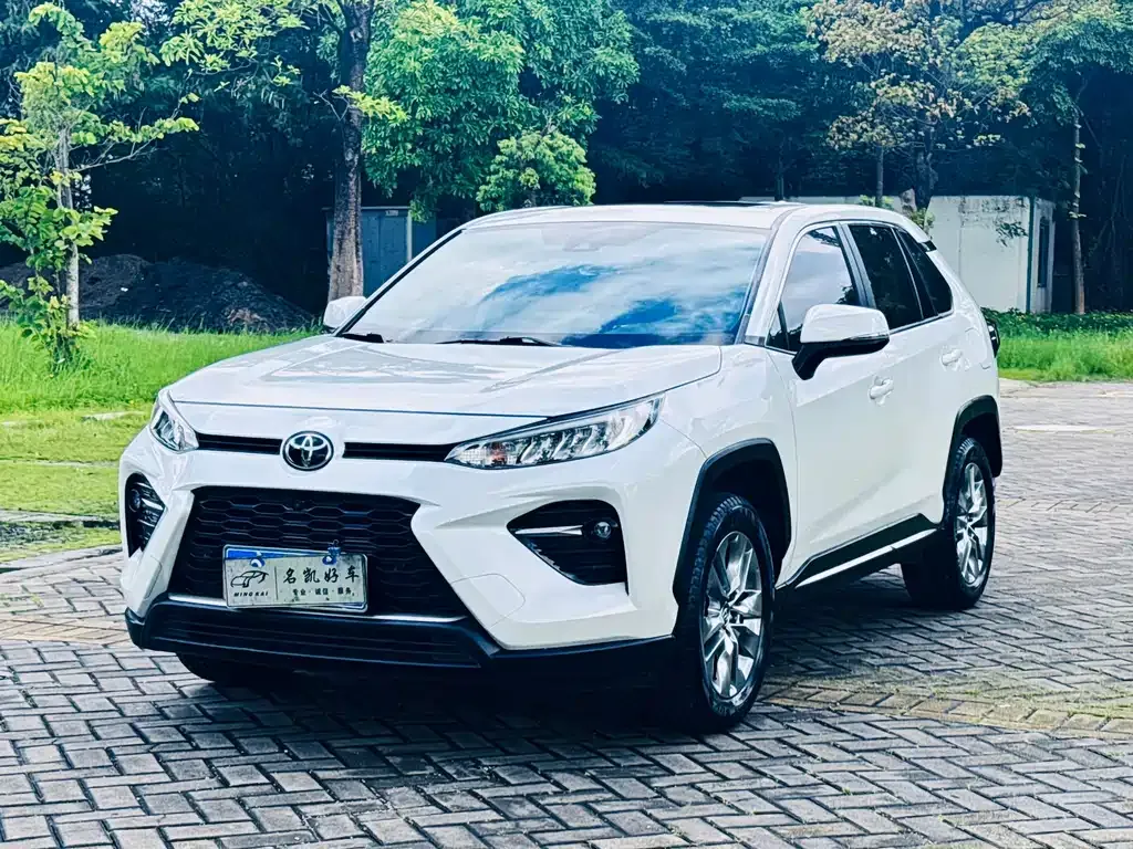 Toyota Wildlander — фото 1