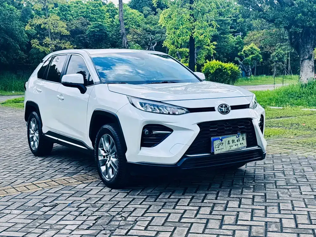 Toyota Wildlander — фото 6