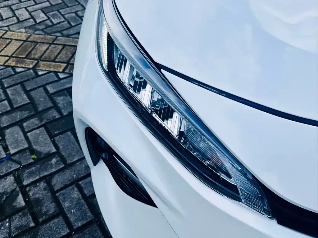 Toyota Wildlander — фото 9