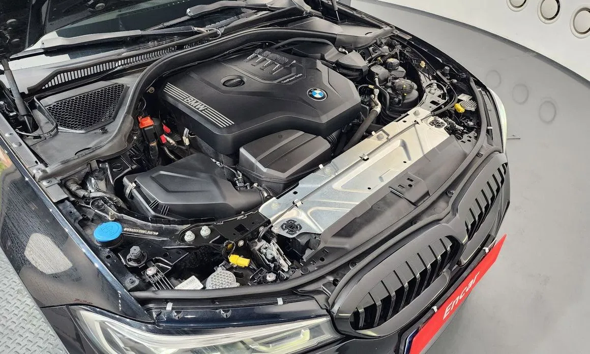 BMW 3-Series 2022 из KR, фото 8