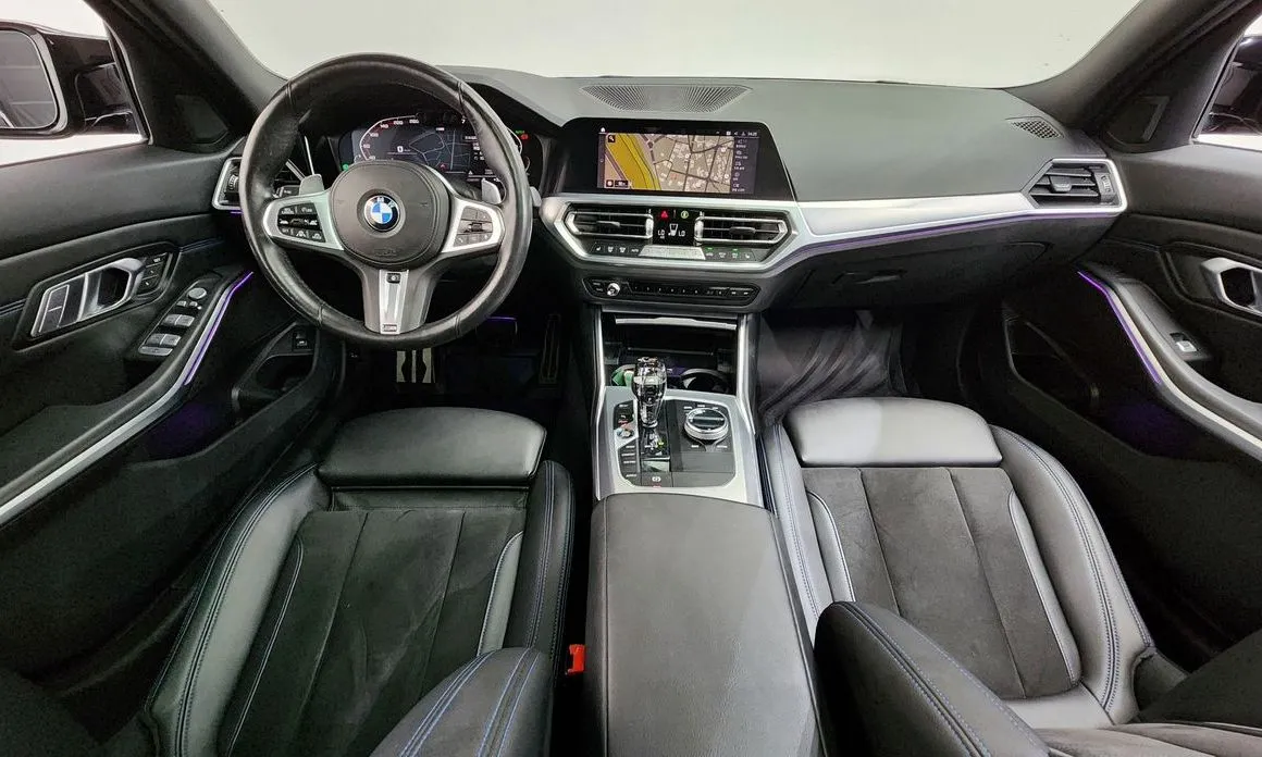 BMW 3-Series 2022 из KR, фото 9