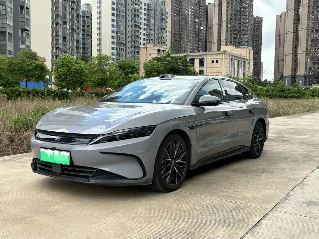 BYD Han — фото 1