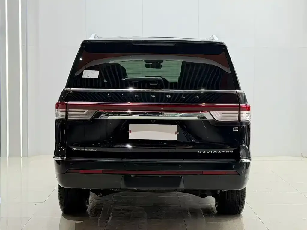 Lincoln Navigator — фото 2