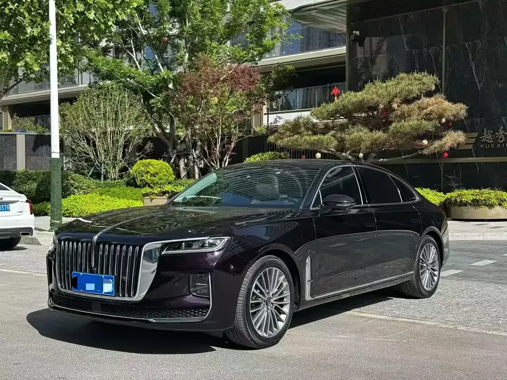 Hongqi H9 — фото 1