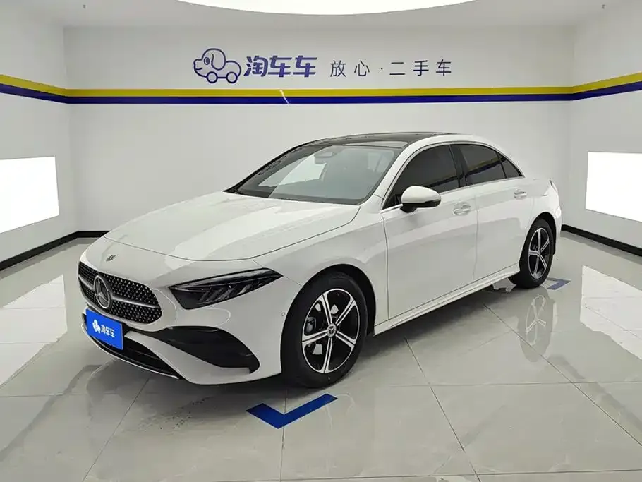 Mercedes-Benz A-Class — фото 1