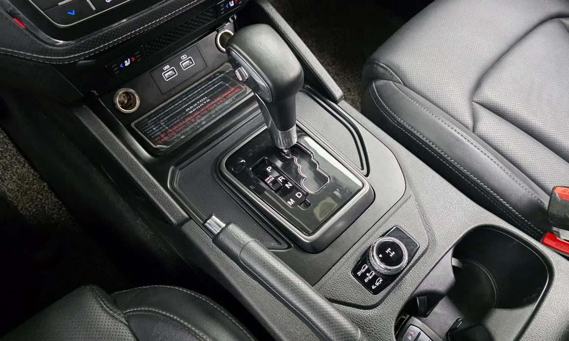 KG Mobility (Ssangyong) Rexton — фото 10
