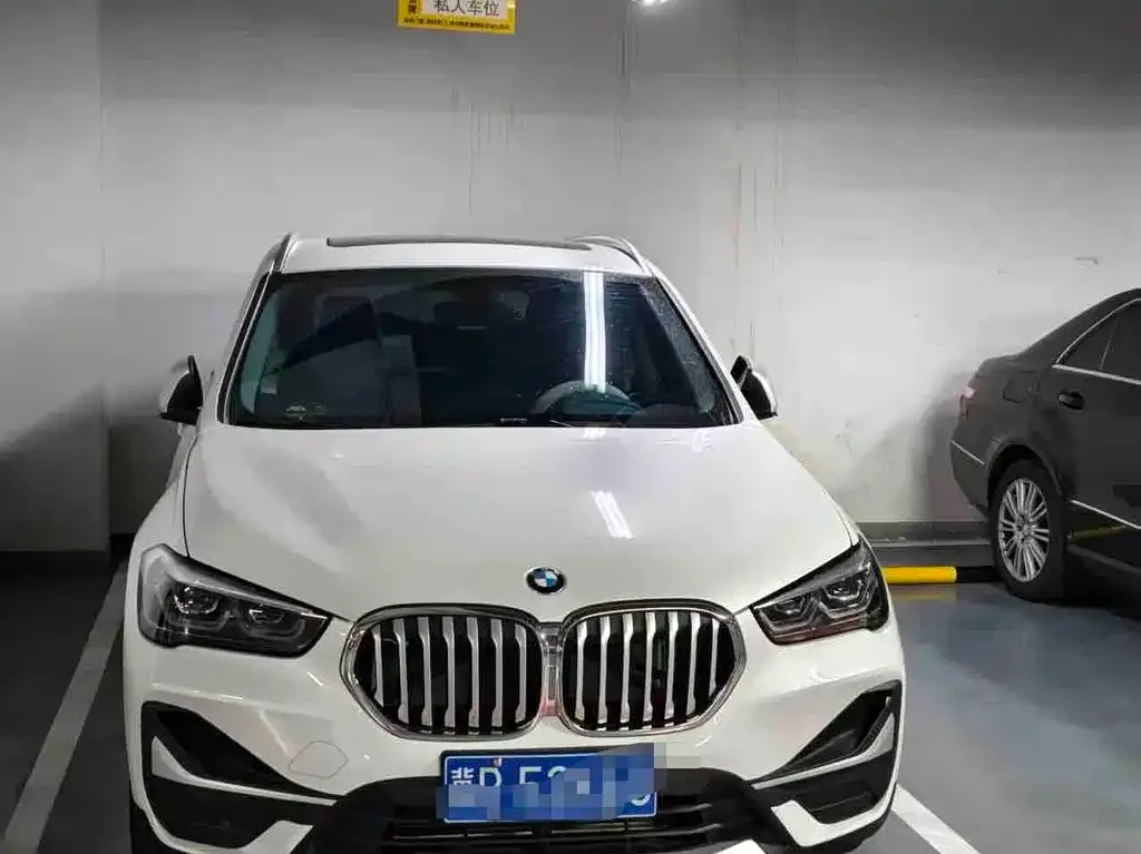 BMW X1 — фото 2